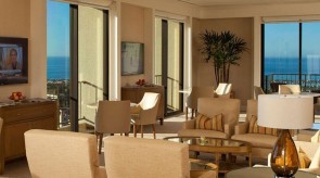 Hotel_Suite_1.JPG